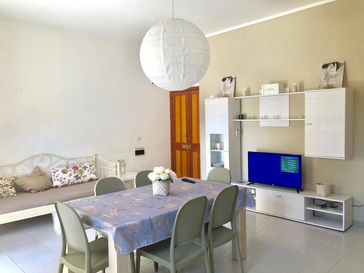Apartament Victoria 150Mt From Beach Кастелсардо Екстериор снимка